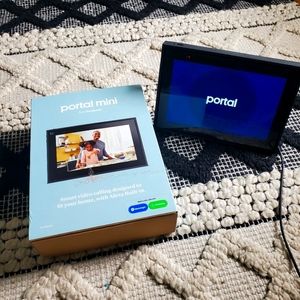 Facebook Portal Mini